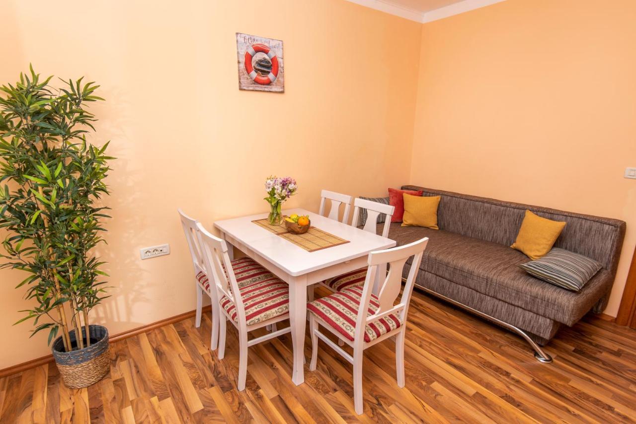 San Marian Apartments Podstrana Esterno foto